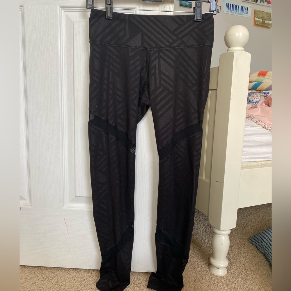 Athletic Capri Leggings